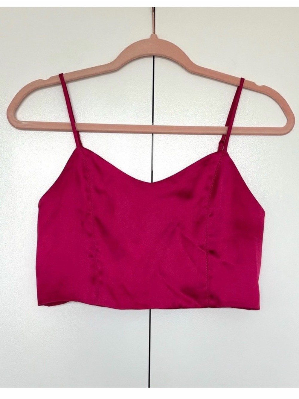 House of Harlow 1960 Fuchsia Satin Crop Cami